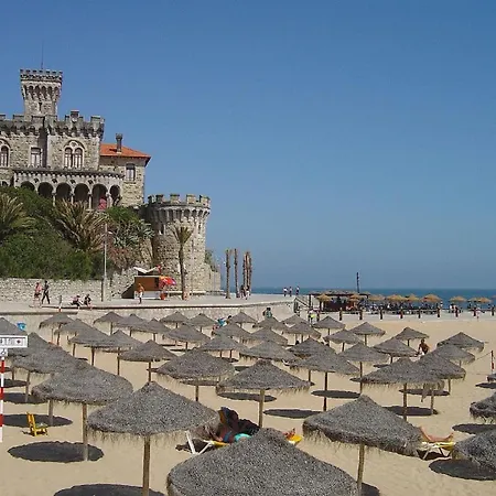 Cushy With Garden In * Эшторил